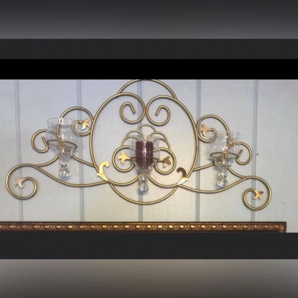 Home interiors Fleur de lis Hollywood Regency Hanging wall Candle Holder